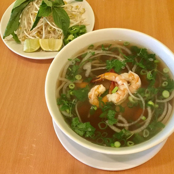 P23. PHO with Shrimp